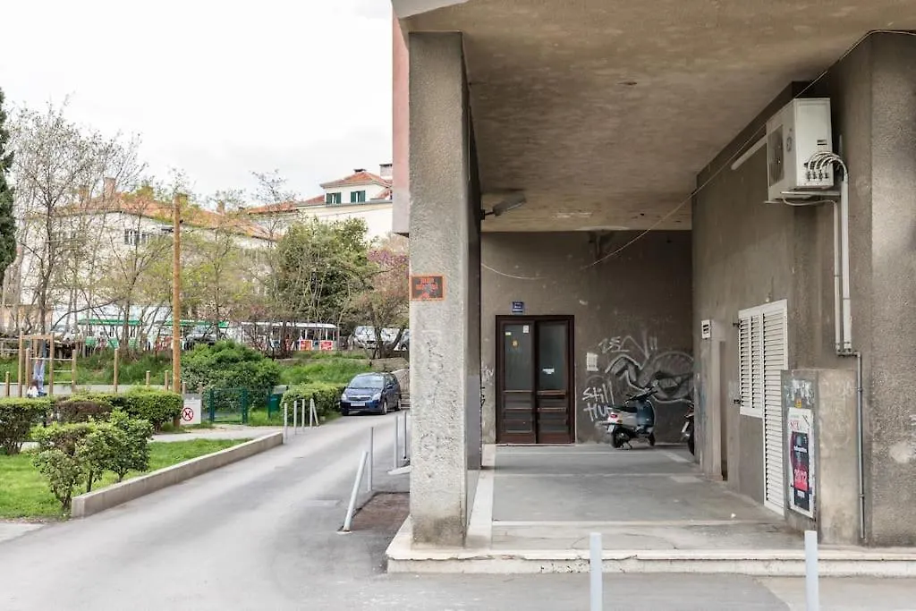 Apartament Brand New 1Br Near Central Station, Old Town, Beach - 3 Minute Walking Split Chorwacja