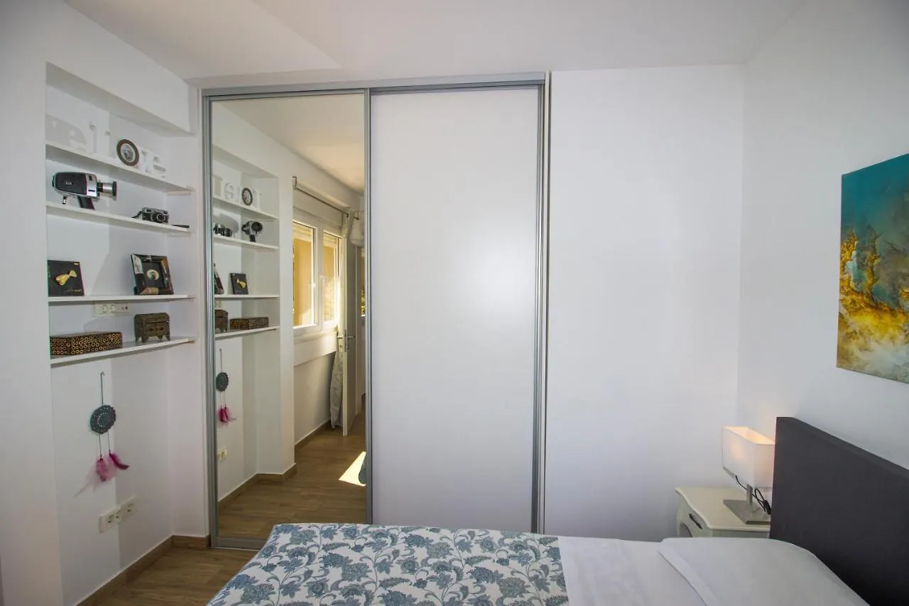 Apartament Brand New 1Br Near Central Station, Old Town, Beach - 3 Minute Walking Split 0*,  Chorwacja